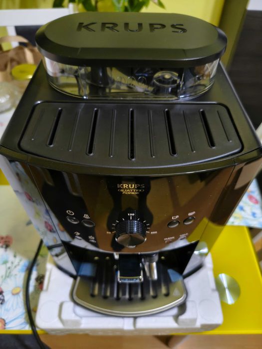 Espressor automat krups EA811010, 1450W, 15 bari, nou.