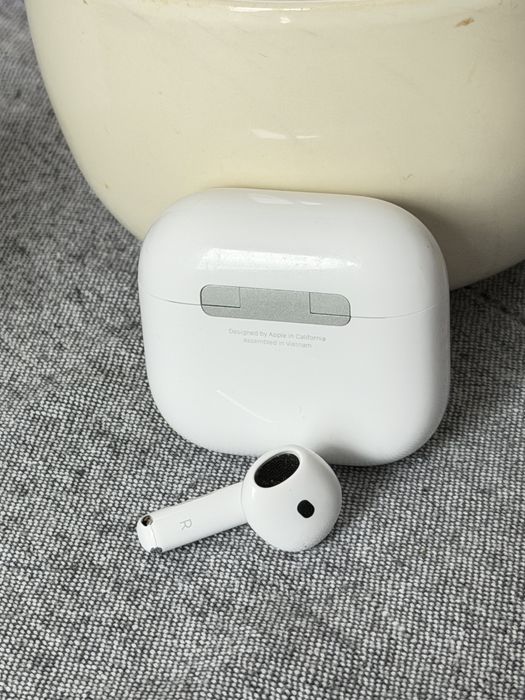 Airpods 4 ANC case