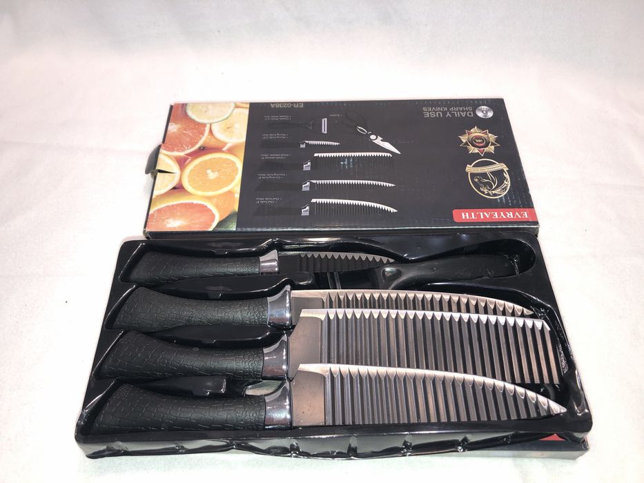 Set cutite noi pentru bucatarie etc