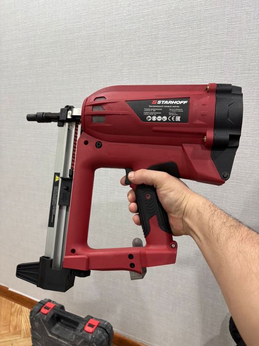 Газо монтажный пистолет