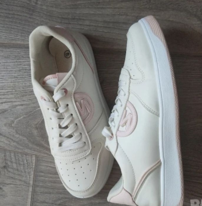 Дамски маратонки