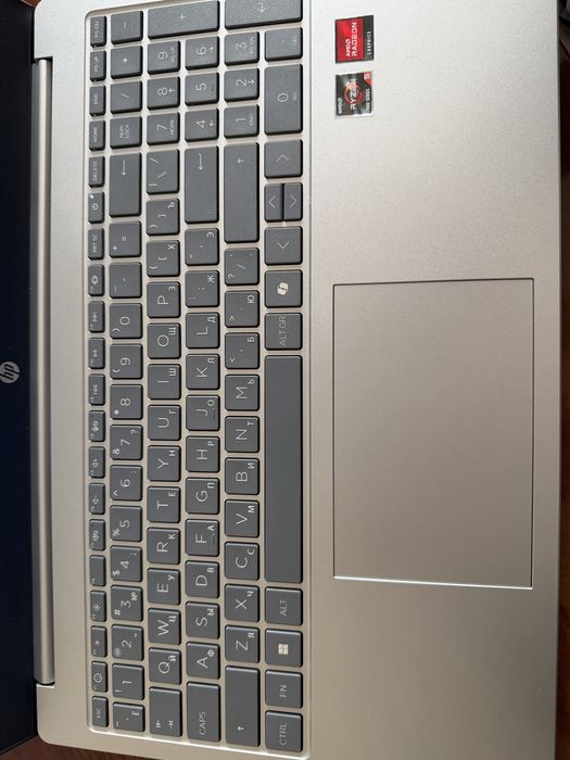 Noutbook HP Ryzen 5