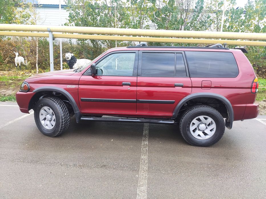 Mitsubishi Montero sport