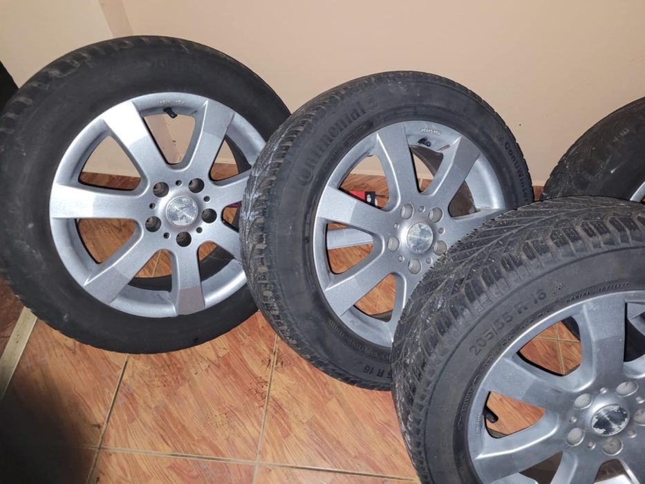 Jante aluminiu cu anvelope continental  pentru  Honda Civic