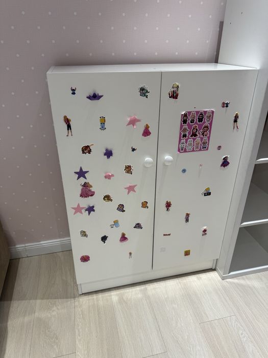 Продам детский шкафчик для одежды