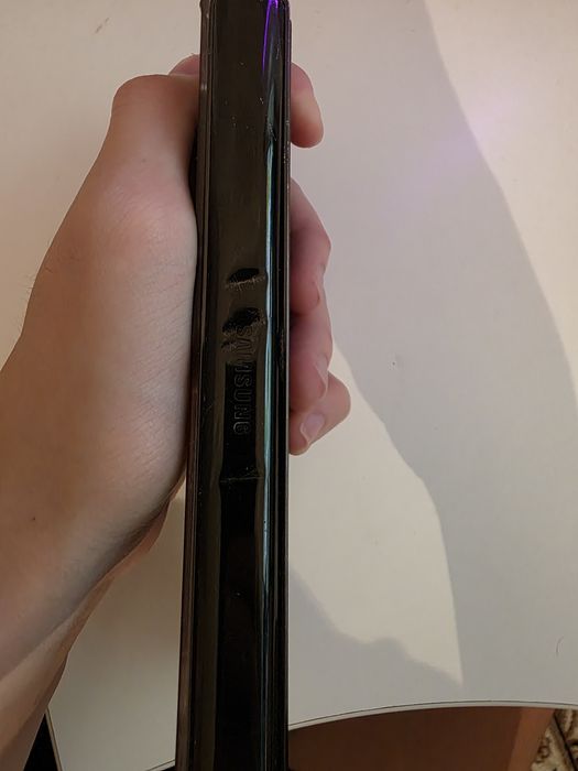 Samsung Z Fold2 телефон раскладушка