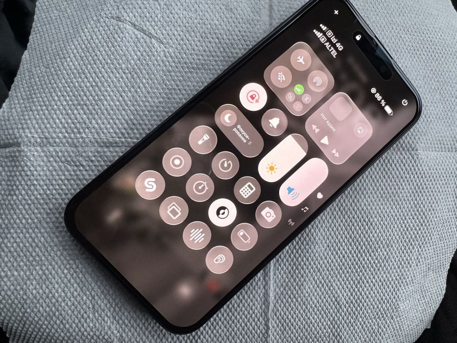 айфон 16 плюс оригинал