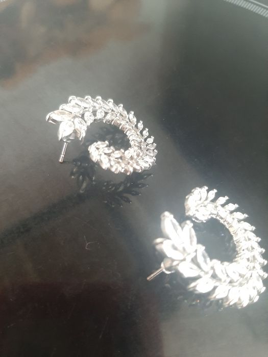 Серьги классные модные