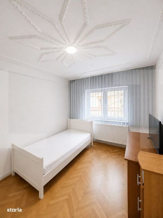 Apartament 3 camere, 67 mp, zona Lipovei