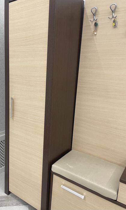 Прихожая с зеркалом