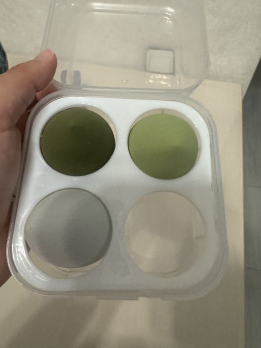 Бьютиблендеры в упаковке для тональной основы