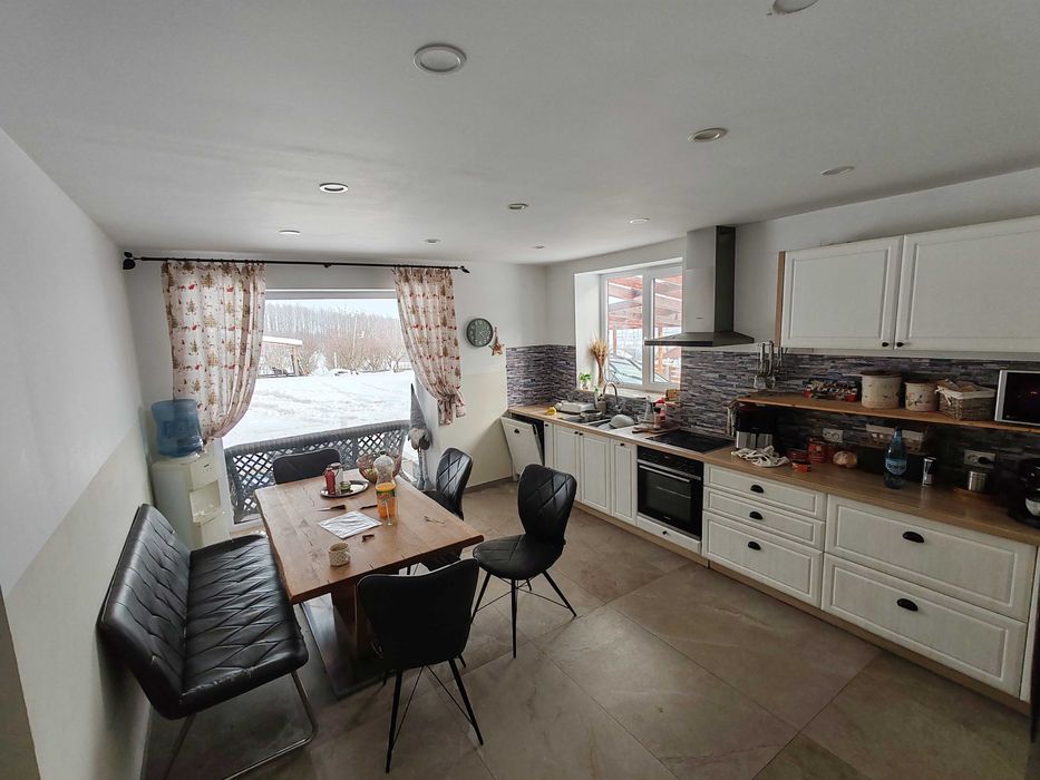 Casa de vanzare cu 3700 mp