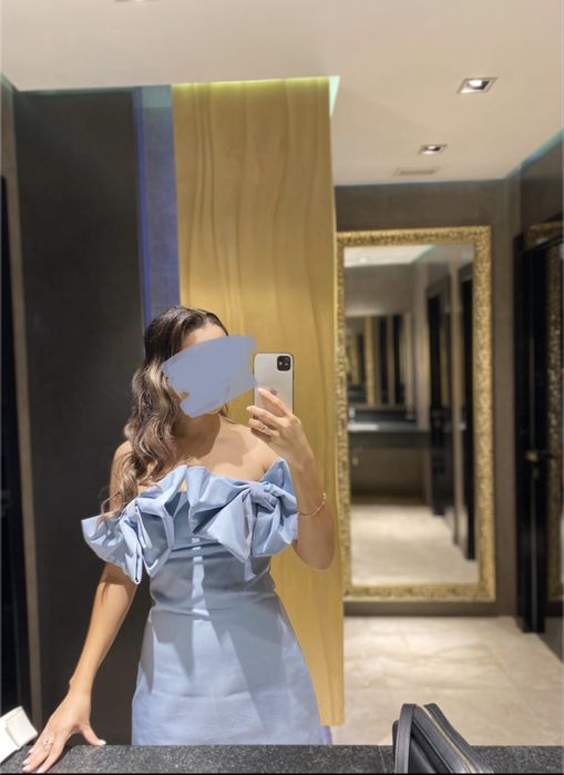 Годубое платье Zara