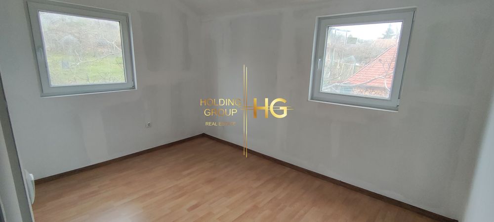 Продава се Къща в Варна, м-т Боровец - юг - 160 кв.м за 813 €/кв.м - Снимка #1