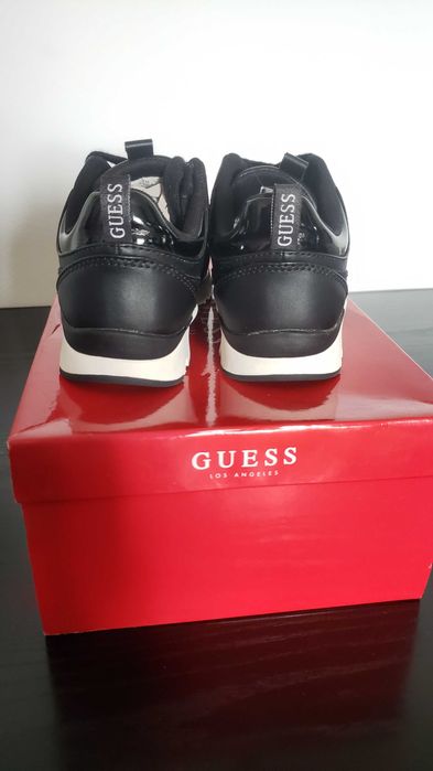 Adidasi GUESS - ca noi