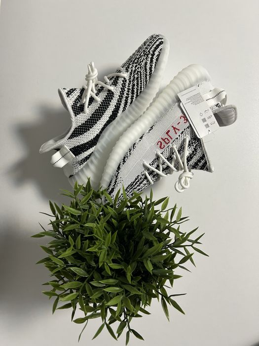 Yeezy Boost 350 V2 “Zebra”
