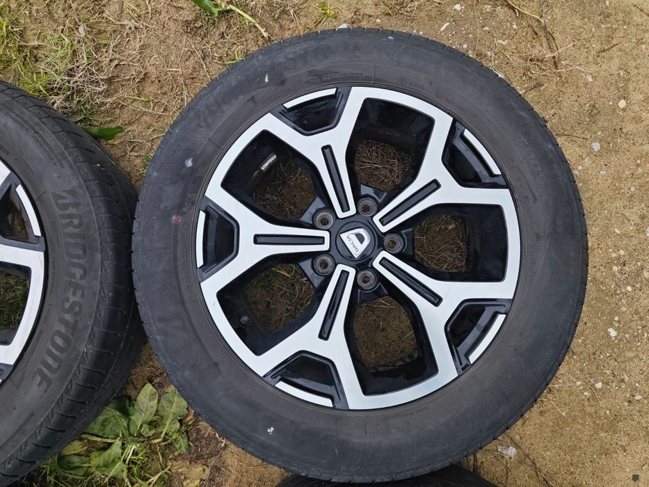 4x Jante Originale din Aluminiu de Dacia Duster pe 17" Negre