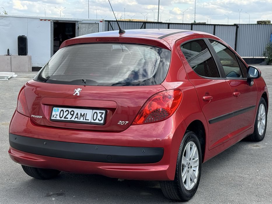 Пижо 207 на автомате