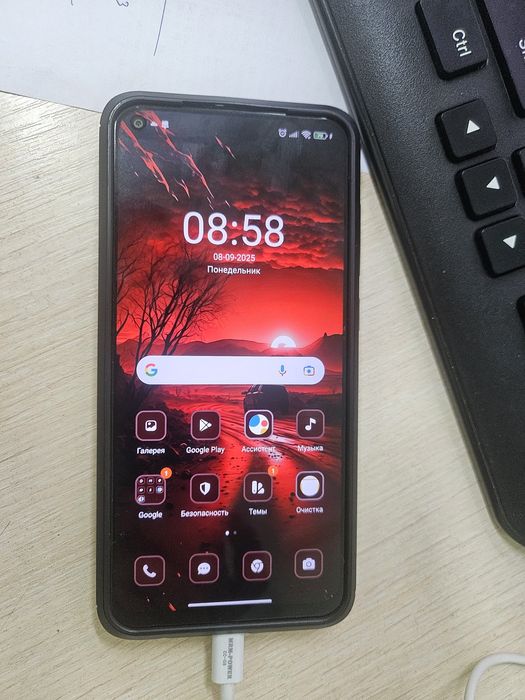 Продам телефон Redmi note 9