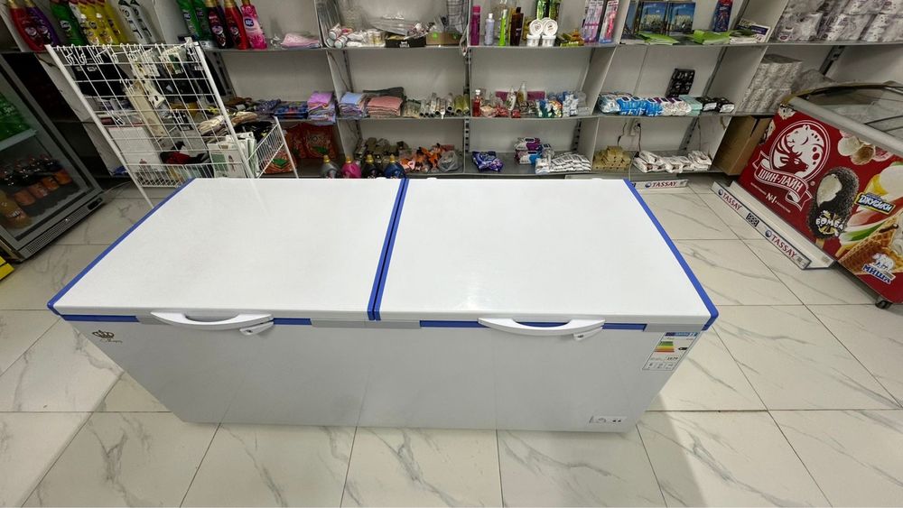 Морозильник почти новый