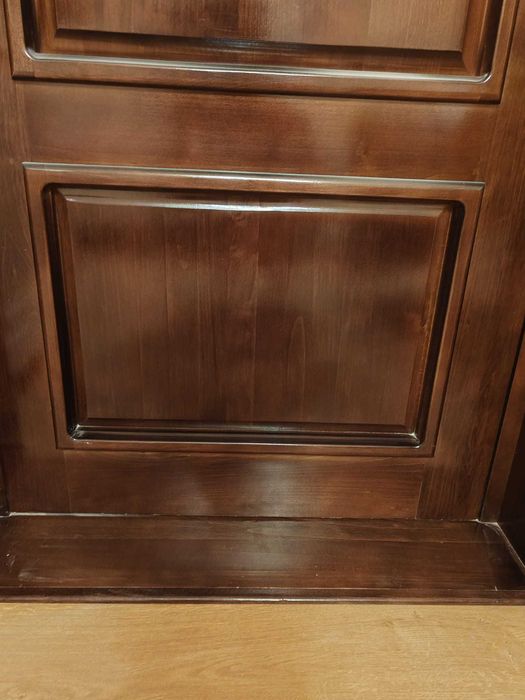 Vand Usi din Lemn Stratificat de Tei - Culoare Nuc