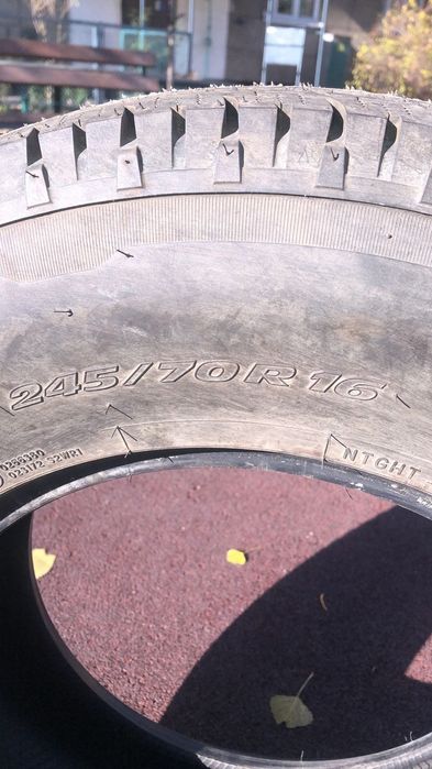 Продам шины NITTO для внедорожника