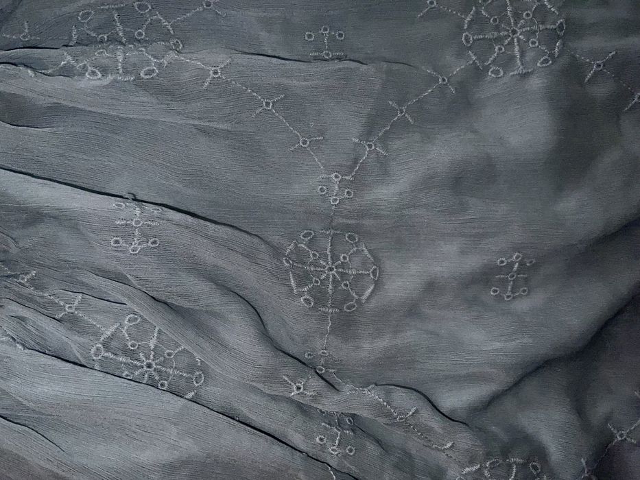 Rochita de vara H&M mini cu broderie si maneci bufante