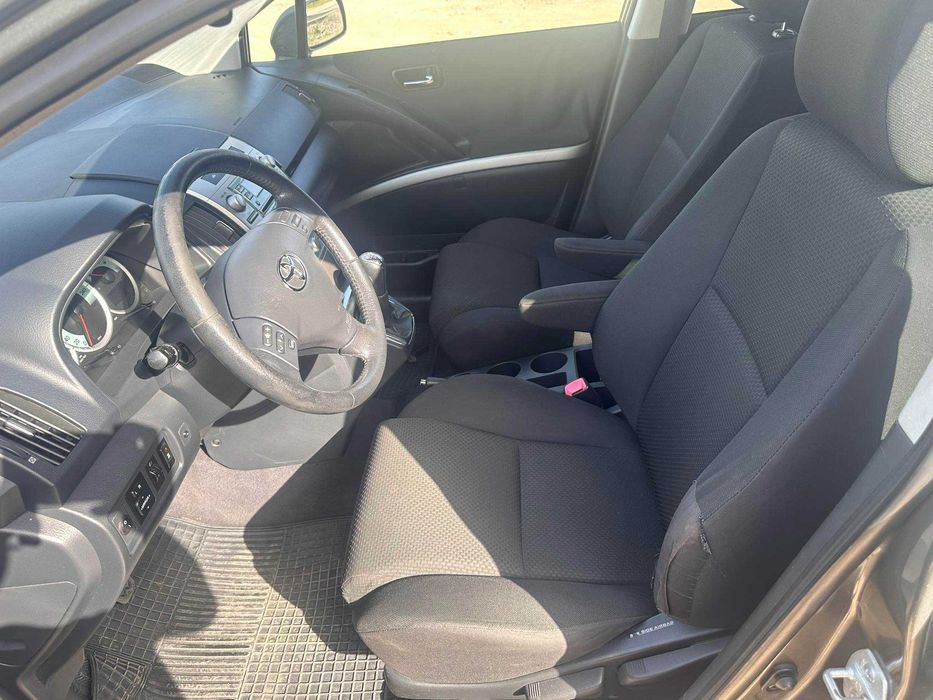 На Части Toyota Corolla Verso 2.2 D-4d 136к.с 2006г