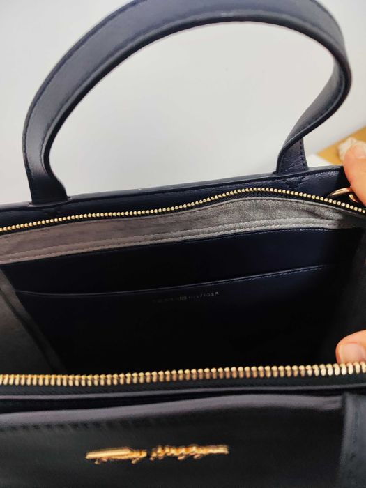 Дамска чанта Tommy Hilfiger