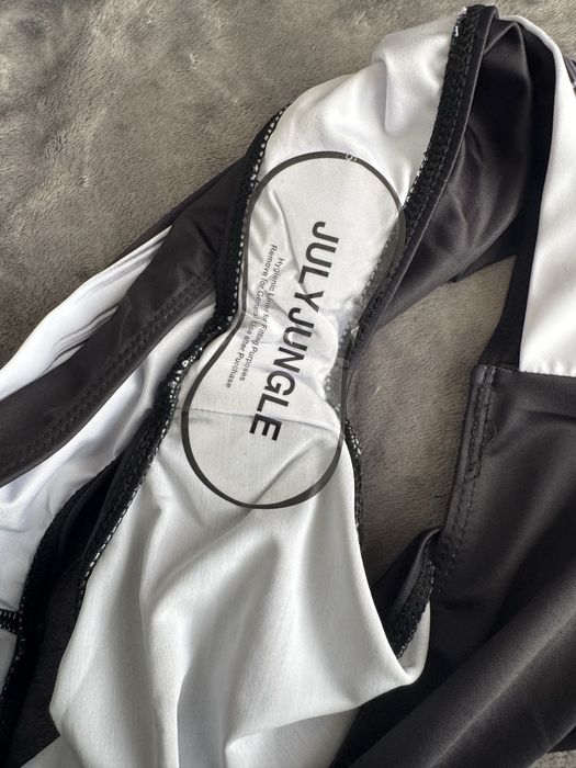 Купальник черно-белый