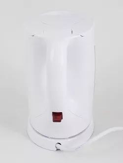 Fierbator FLORIA Alb ZLN-8489 Capacitate 1L Putere 1650W