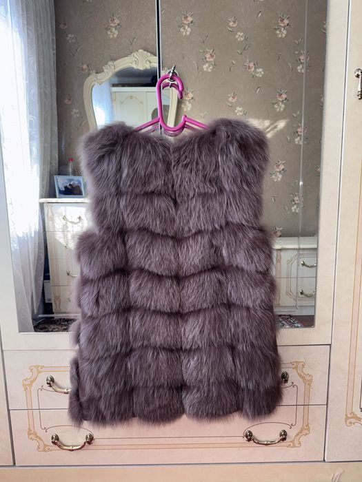 Меховая жилетка писец