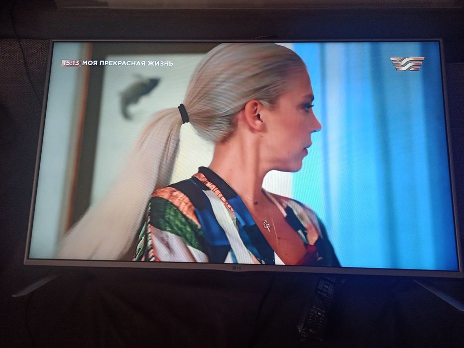 Большой LED телевизор