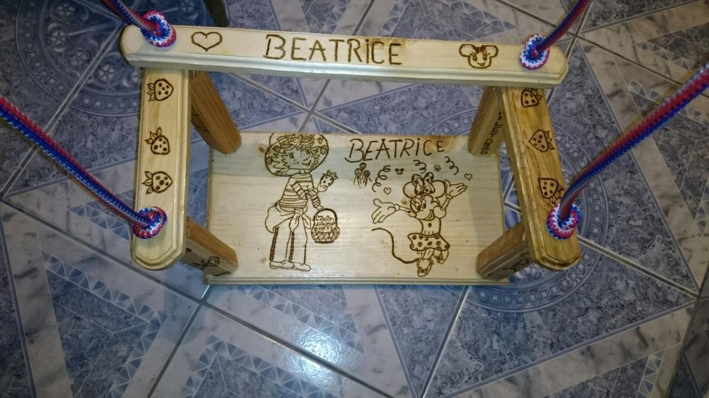 Leagane pentru copii la comanda personalizate