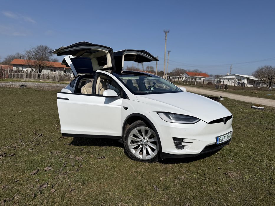 Tesla X 90D 4x4 2017 145k km