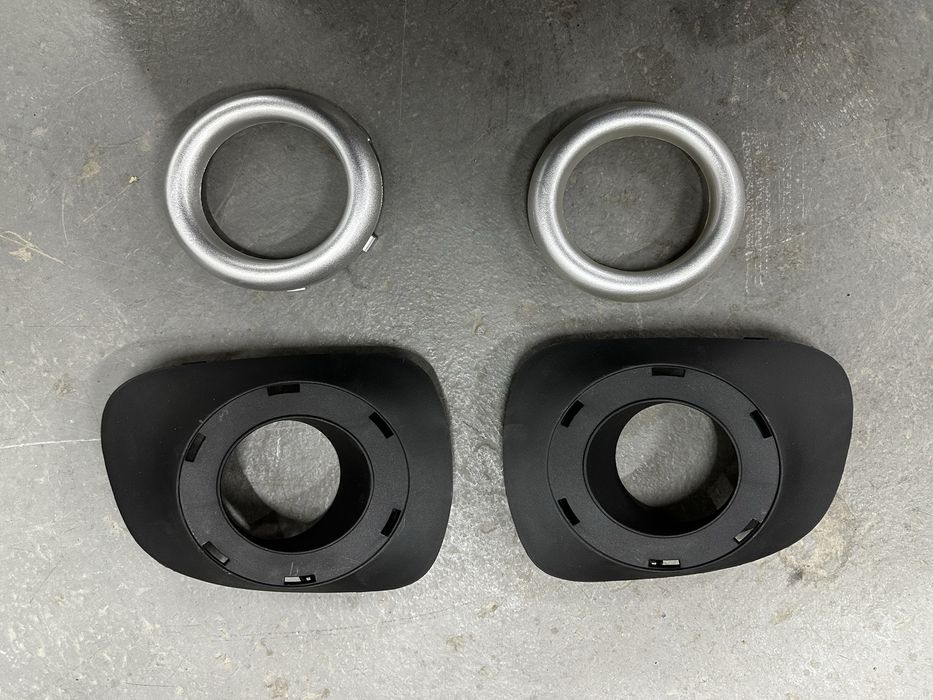 Решетка радиатора Паджеро Спорт 2