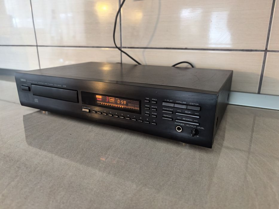 Cd player Yamaha CDX 550E