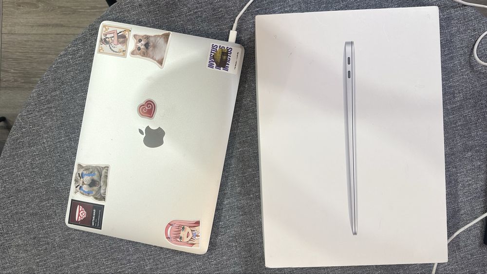Mac book air 13 2020