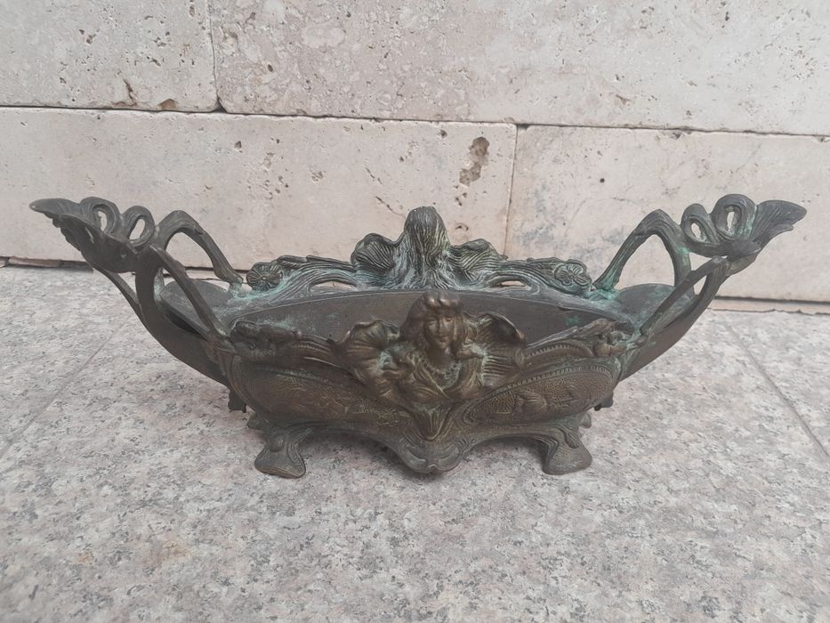 Obiect decorativ foarte vechi din bronz,  transport gratuit