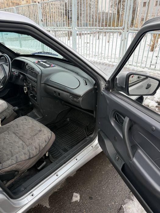 Продаю ваз лада 2115