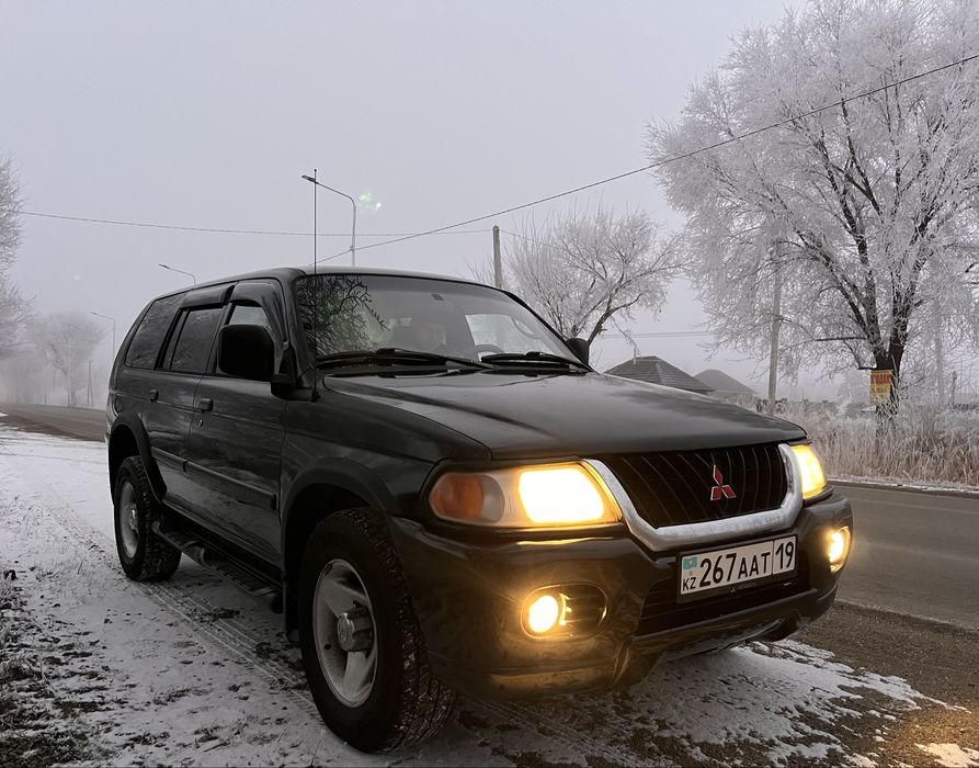Mitsubishi montero sport