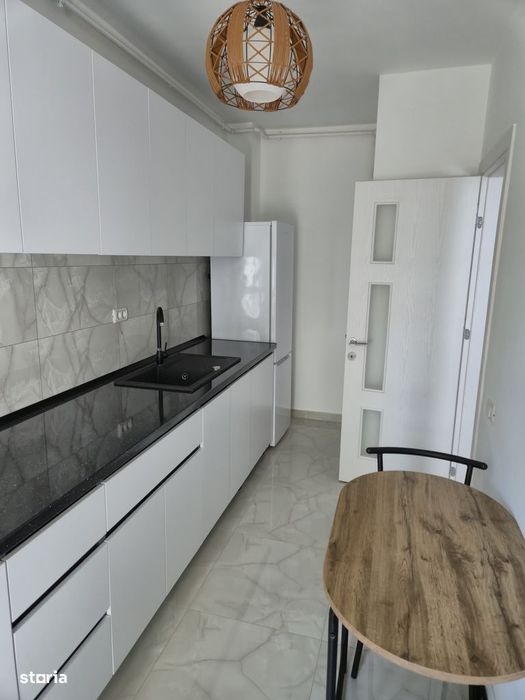 Garsoniera Lux - centrala proprie si loc de parcare Militari Residence