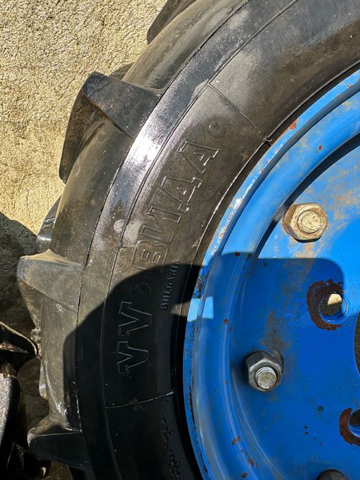 Гуми за мотоблок и плуг