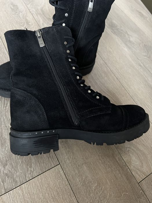 Естествен велур боти Sara Pen, Steve Madden