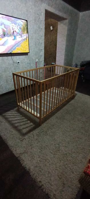 Детская кроватка