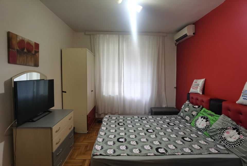 Продава се Тристаен апартамент в Разград, Център - 74 кв.м за 1723 €/кв.м - Снимка #8