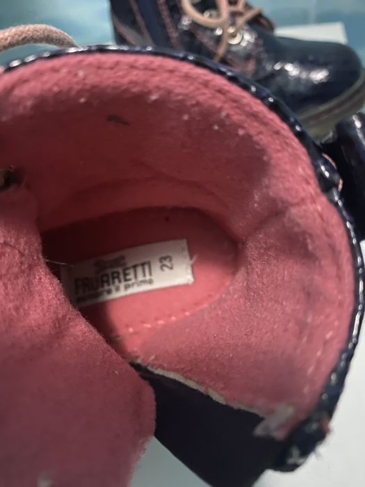 Продам сапожки деми на девочку