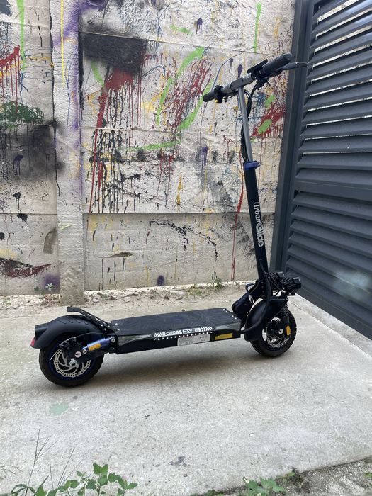 Vînd trotinetă electrică Urban Glide
