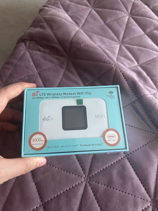 Router wireless wi fi cu acumulator si cartela SIM nou