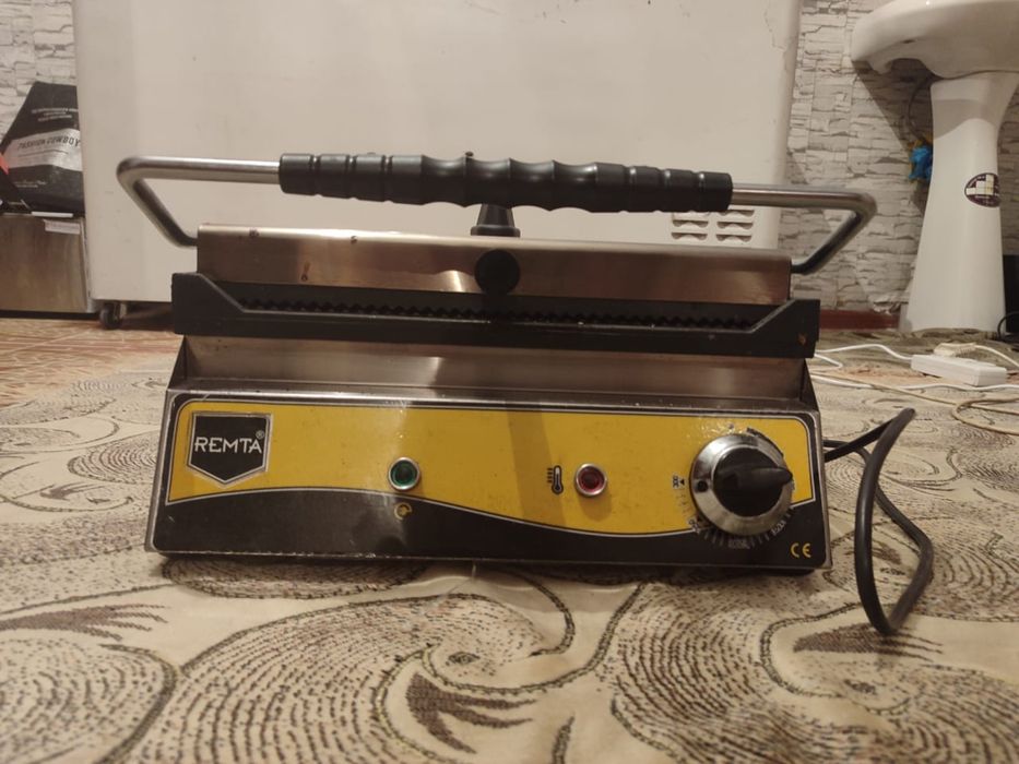 Фас фудтың заттары сатылады